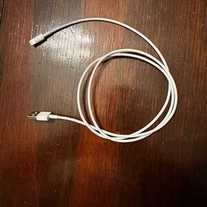 Apple White Lightning Charger Cable